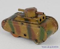 vends Germany Tank en t�le 7 cm mecanique